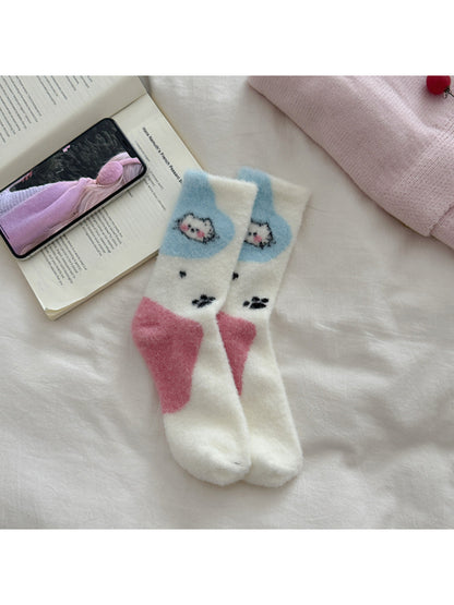 Rufia – Cozy Cat Pattern Crew Socks