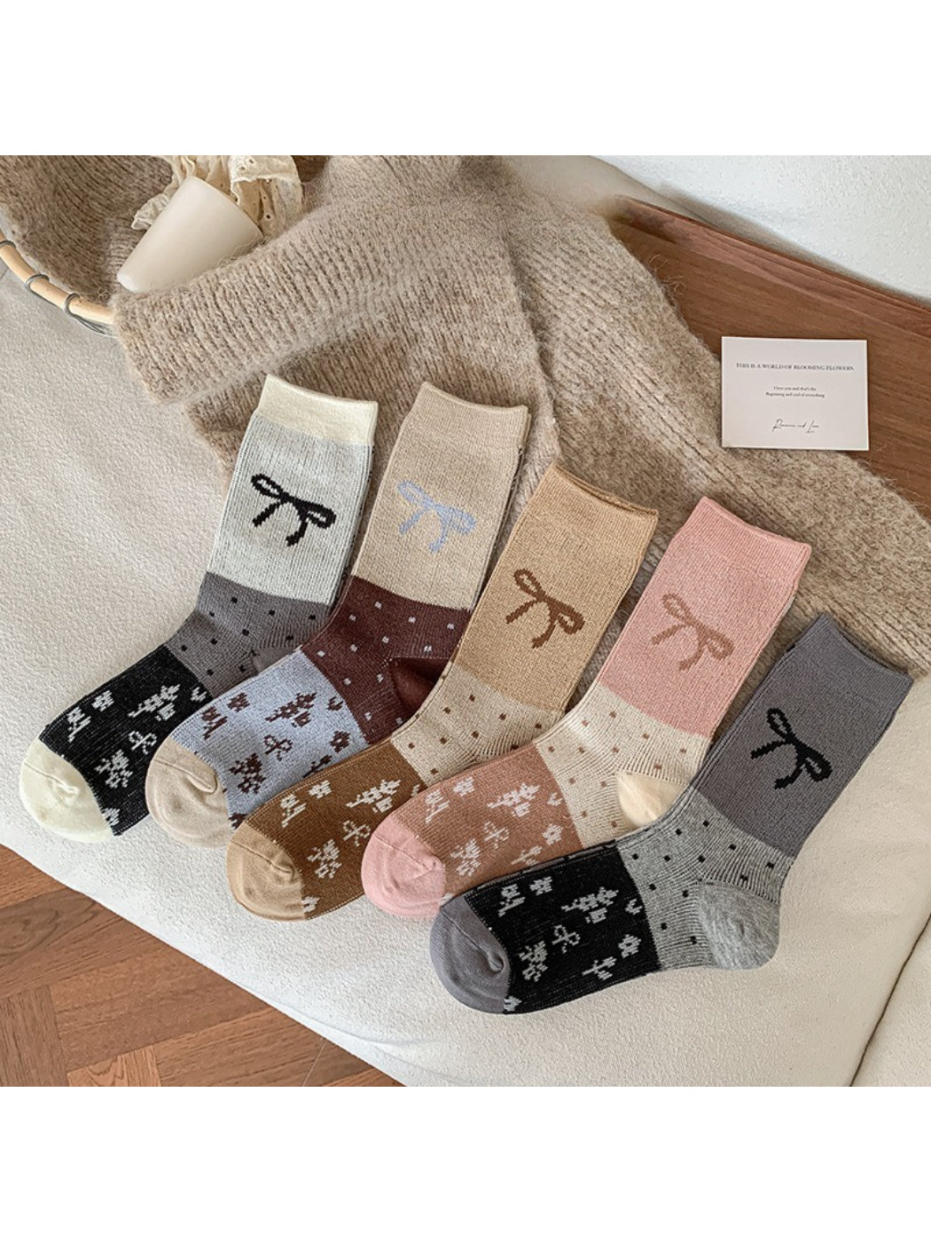 Rufia - Ribbon Motif Colorblock Crew Socks