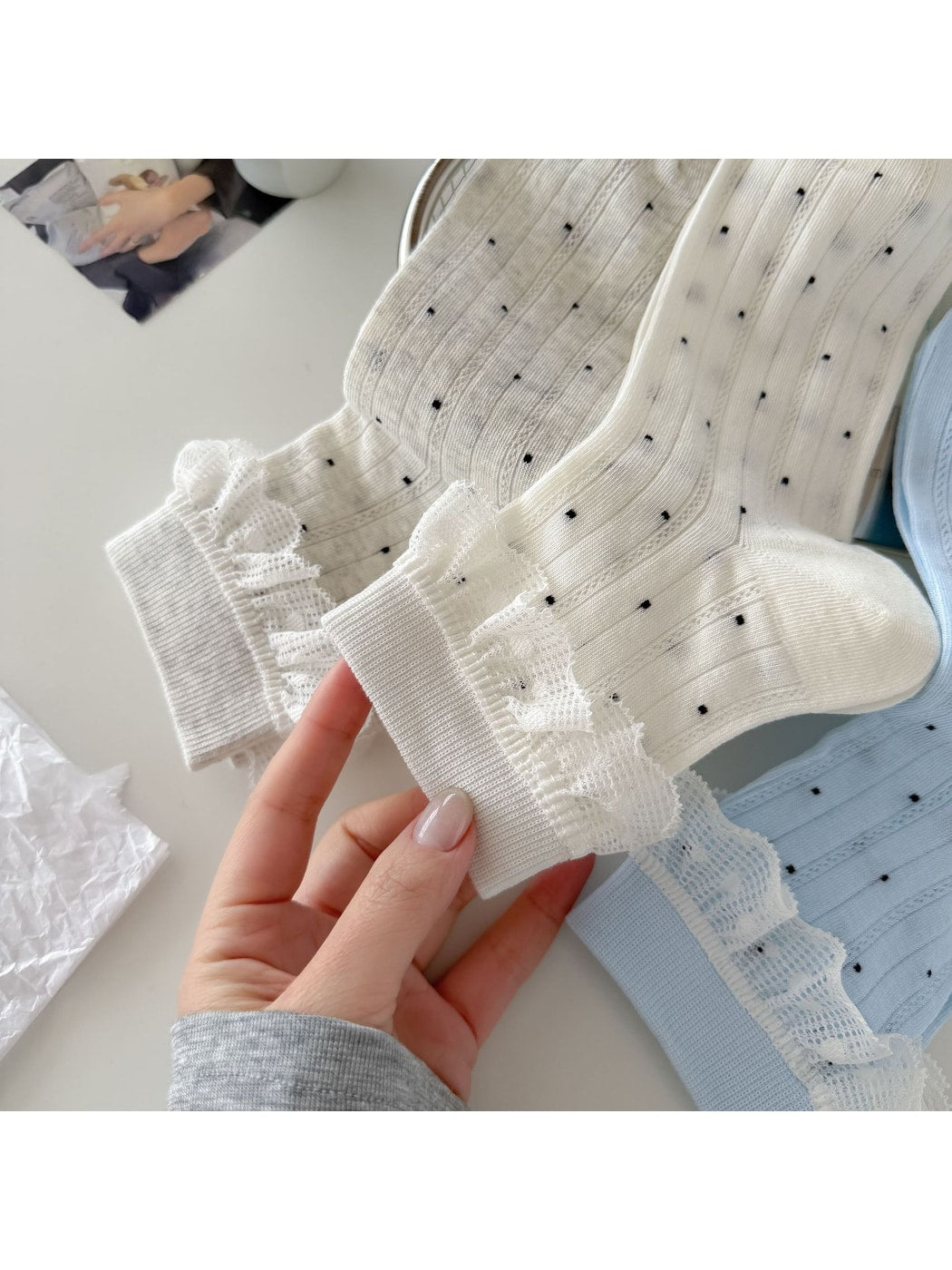 Rufia - Polka Dot Lace Trim Sweet Style Crew Socks