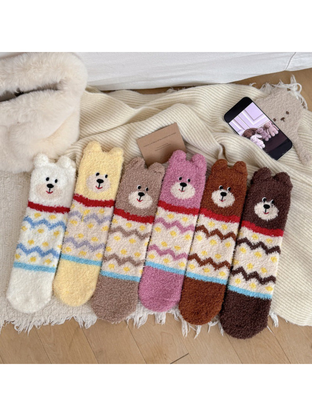 Rufia - Bear Face Zigzag Fuzzy Crew Socks