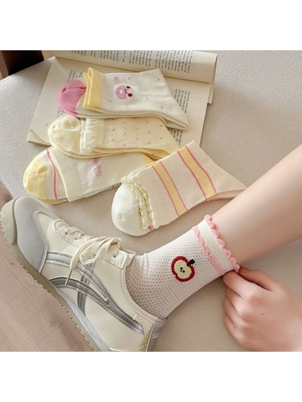Rufia - Apple Embroidered Mesh Ruffle Ankle Socks