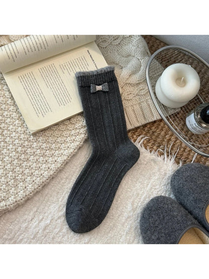 Rufia - Gingham Bow Scalloped Crew Socks