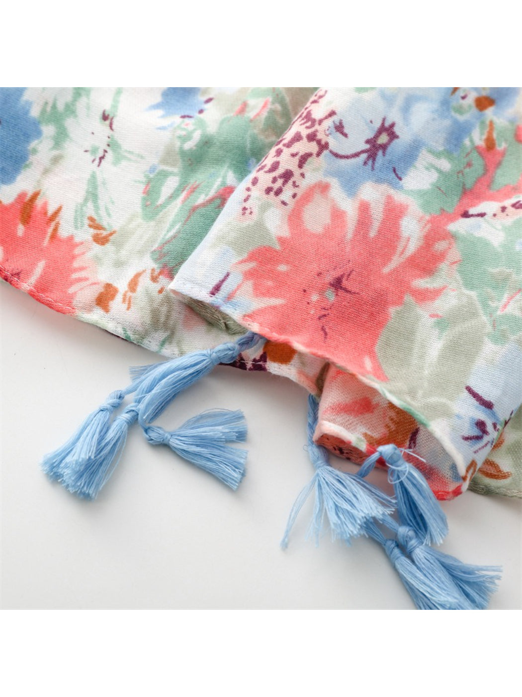 Scarvii - Soft Painterly Floral Pattern Scarf