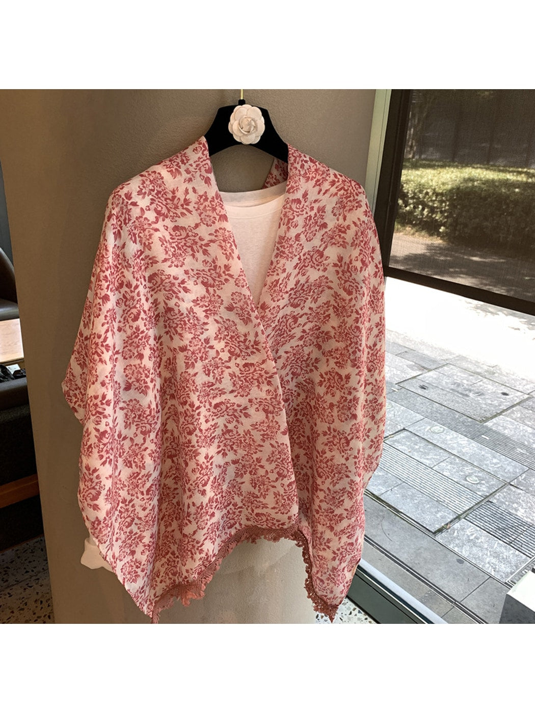 Scarvii - Floral Print Fringe Rectangular Shawl Scarf