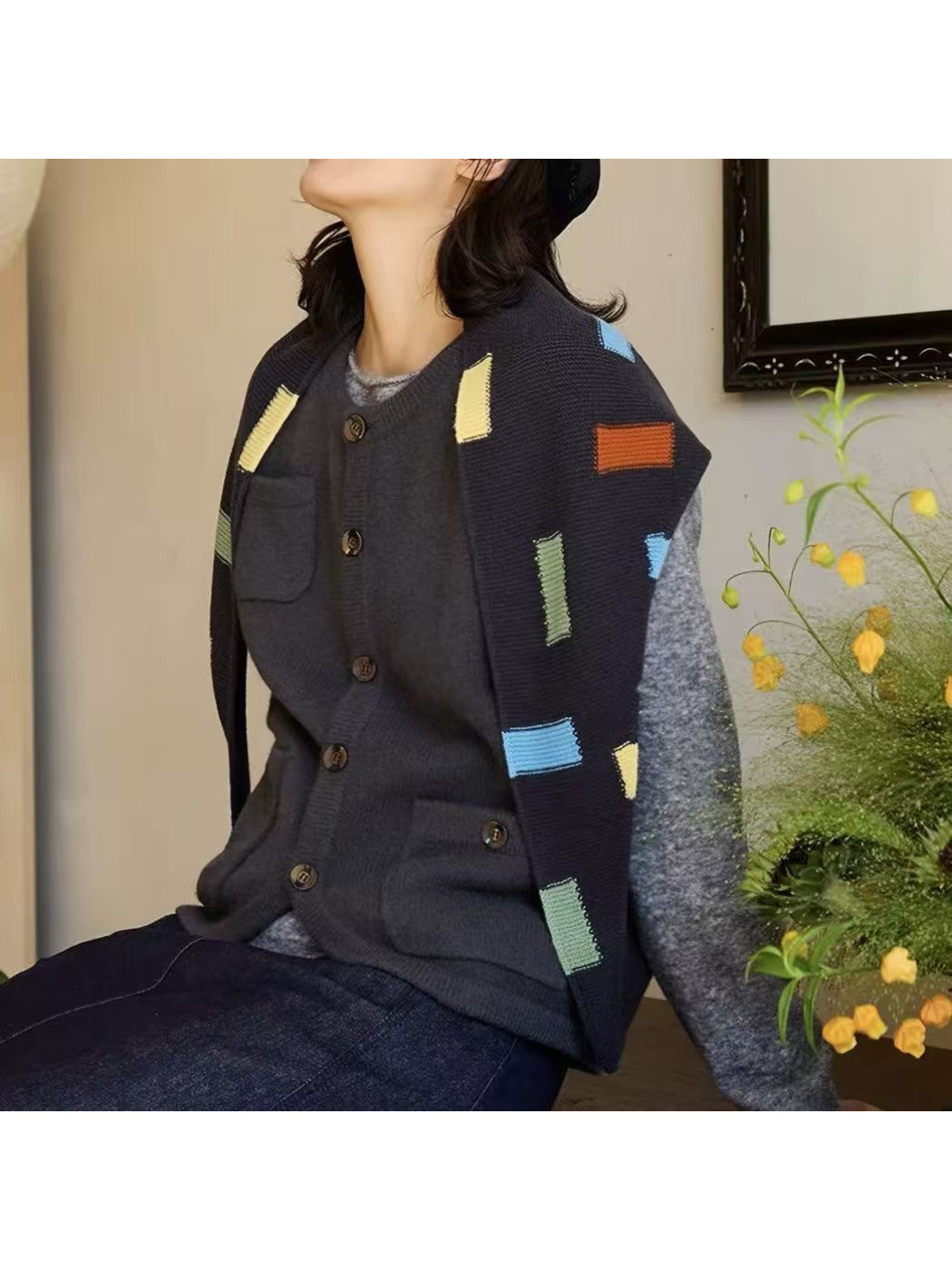 Scarvii - Geometric Block Triangle Knit Scarf