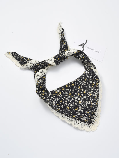 Scarvii - Ditsy Floral Lace Trim Triangle Scarf