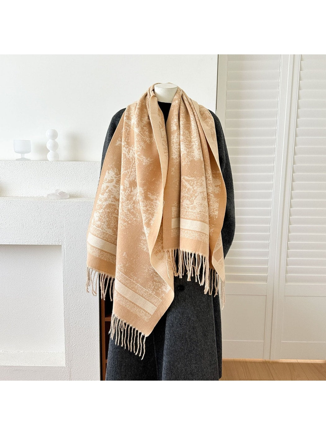 Scarvii - Reversible Jacquard Fringe Scarf