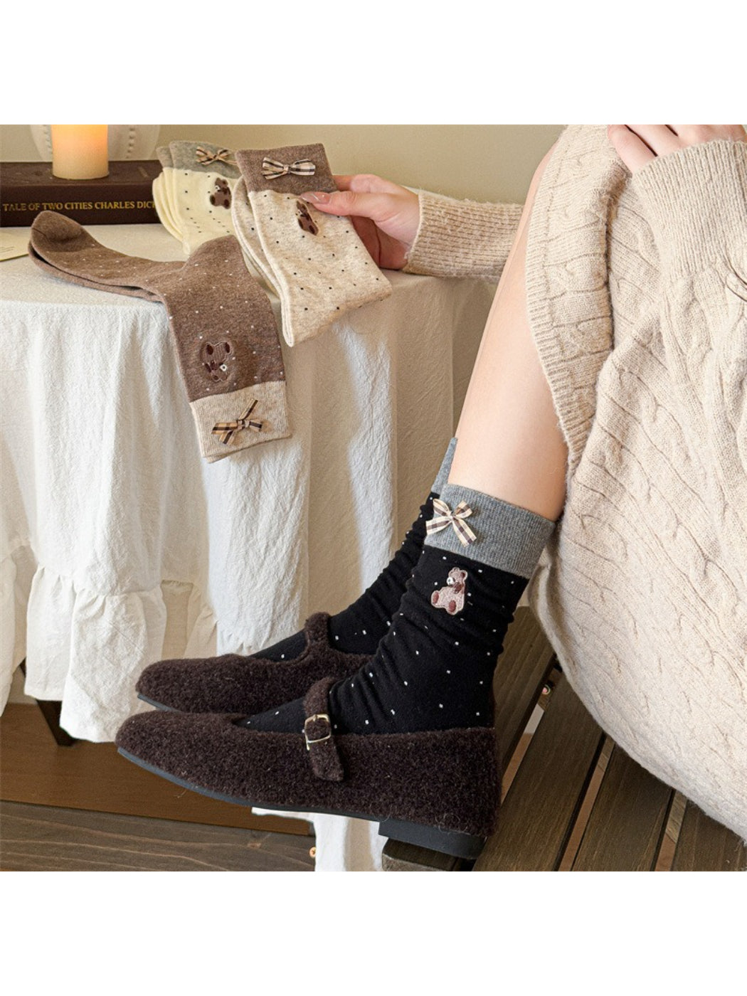 Rufia - Bear Dot Bow Detail Crew Socks product image 2