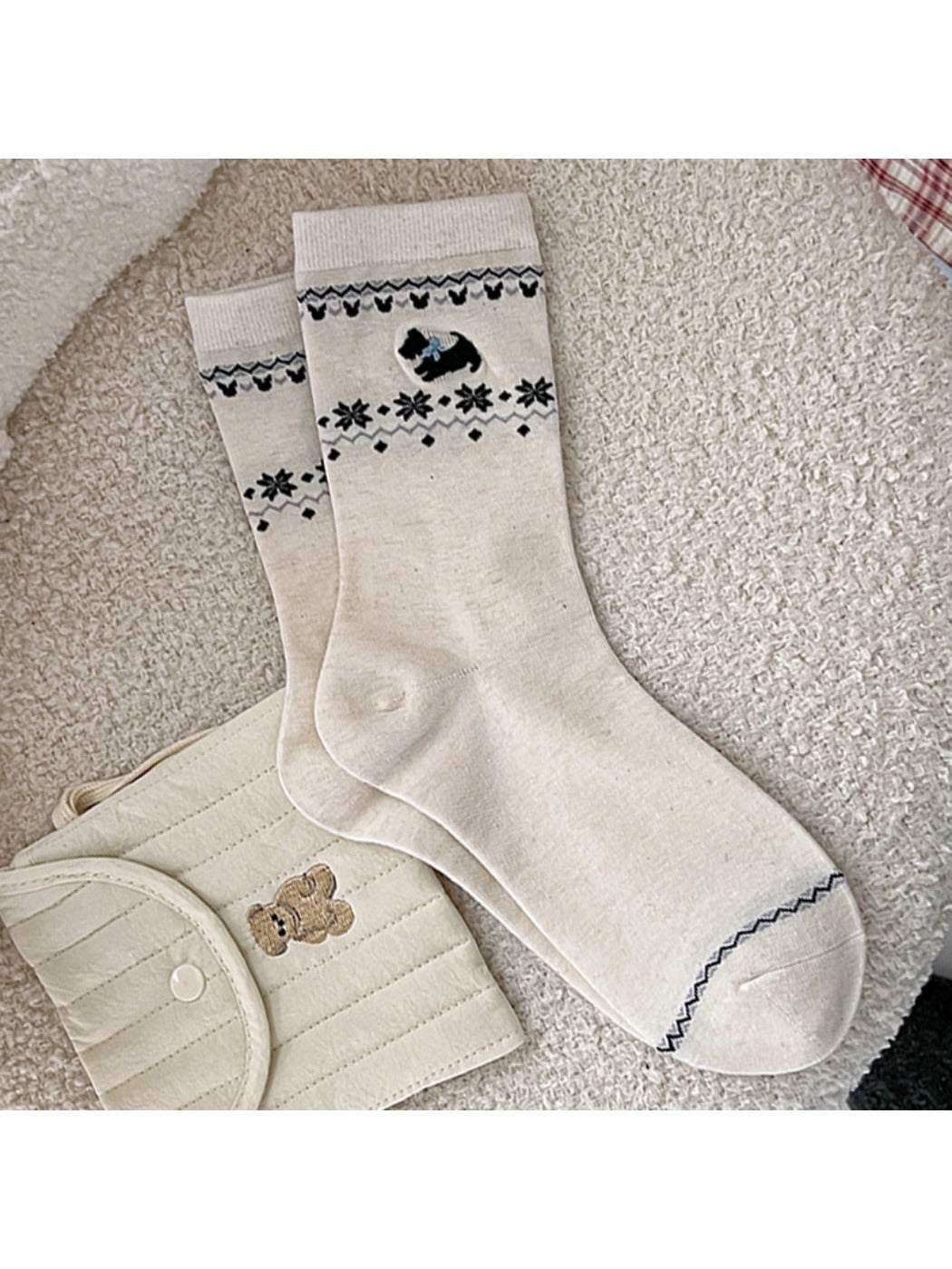 Rufia - Winter Mid-Calf Socks with Puppy & Floral Pattern