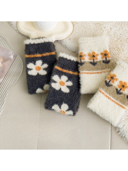 Rufia - Sweet Floral Print Plush Crew Socks