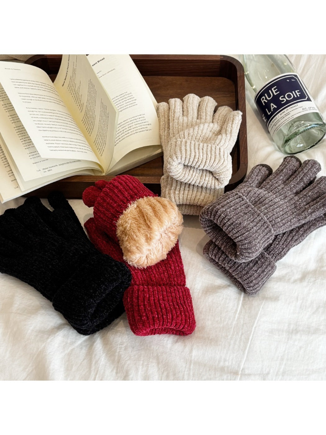 Gloving - Plush-Lined Gloves with Touchscreen