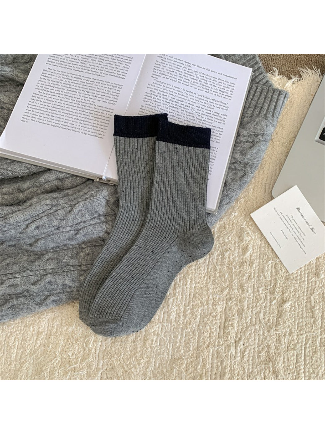 Rufia - Cozy Contrast Edge Ribbed Crew Socks