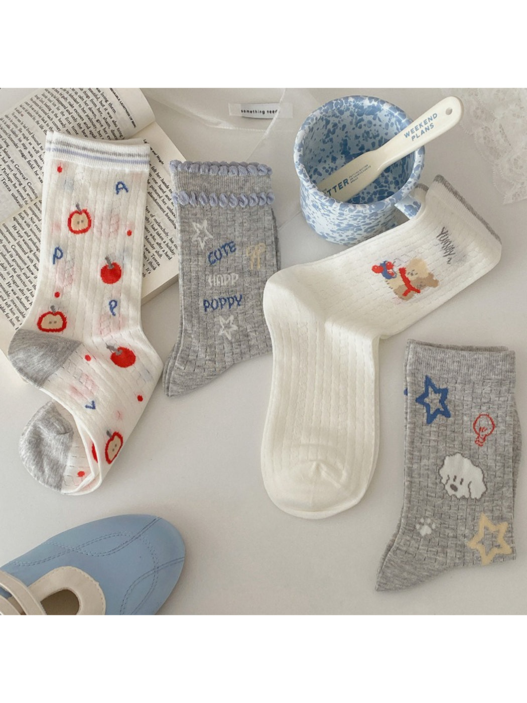 Rufia - Sweet Cartoon Graphic Crew Socks product image 1