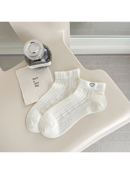 Rufia - Simple Style Heart Pattern Women's Ankle Socks