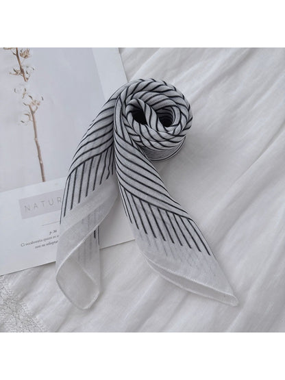 Scarvii - Geometric Print Lightweight Square Scarf