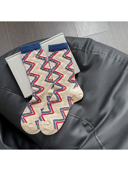 Rufia - Graffiti Embossed Retro Mid-Calf Socks