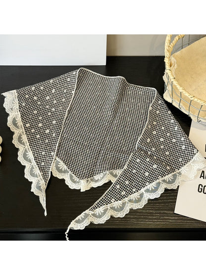 Scarvii - Floral Lace Trim Triangle Bandana