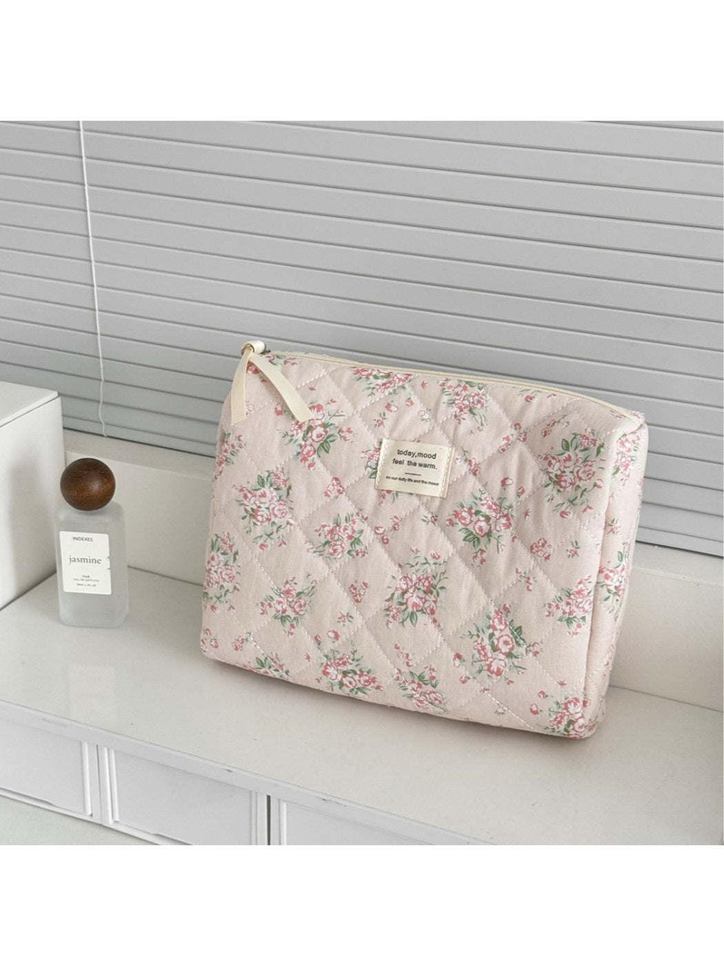 Cosbai elegant floral quilted travel organizer bag in soft pastel colors with multiple