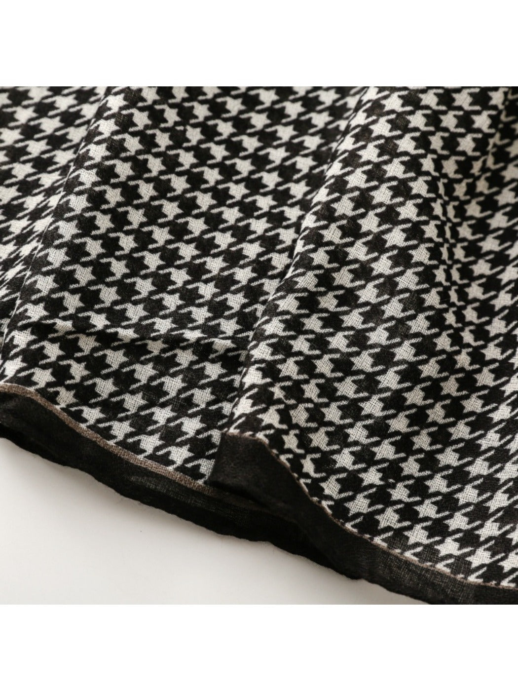 Scarvii - Long Travel Scarf with Geometric Pattern