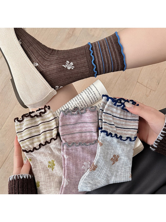 Rufia - Vintage Floral Ruffle Trim Crew Socks