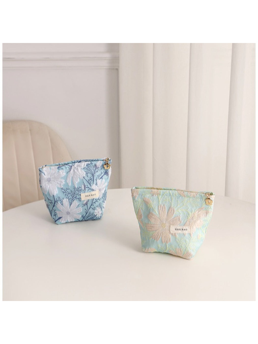 Cosbai - Jacquard Floral Cosmetic Bag