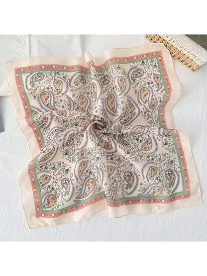 Scarvii Vintage Motif Triangle Scarf