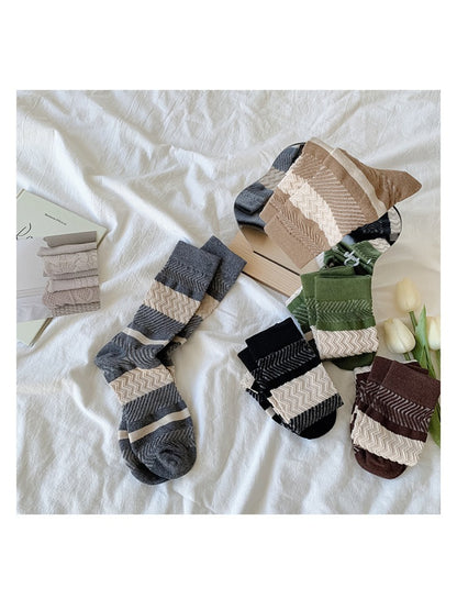 Rufia - Textured Zigzag Stripe Crew Socks