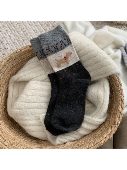 Rufia - Playful Dog Motif Casual Crew Socks
