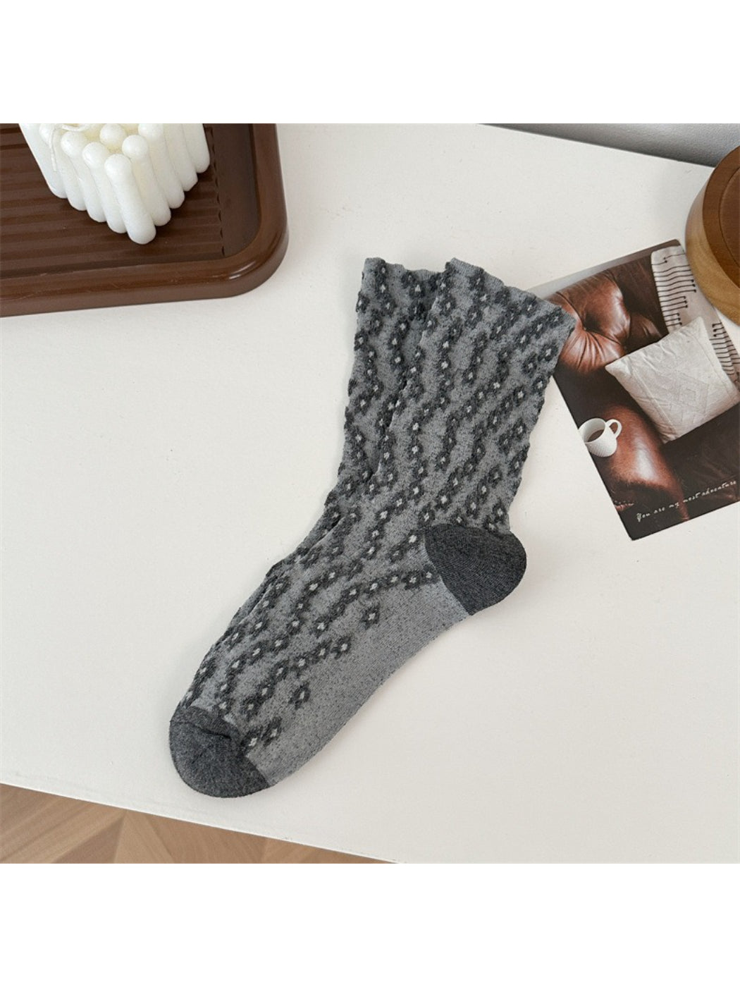 Rufia - Vintage Raised Dot Jacquard Crew Socks