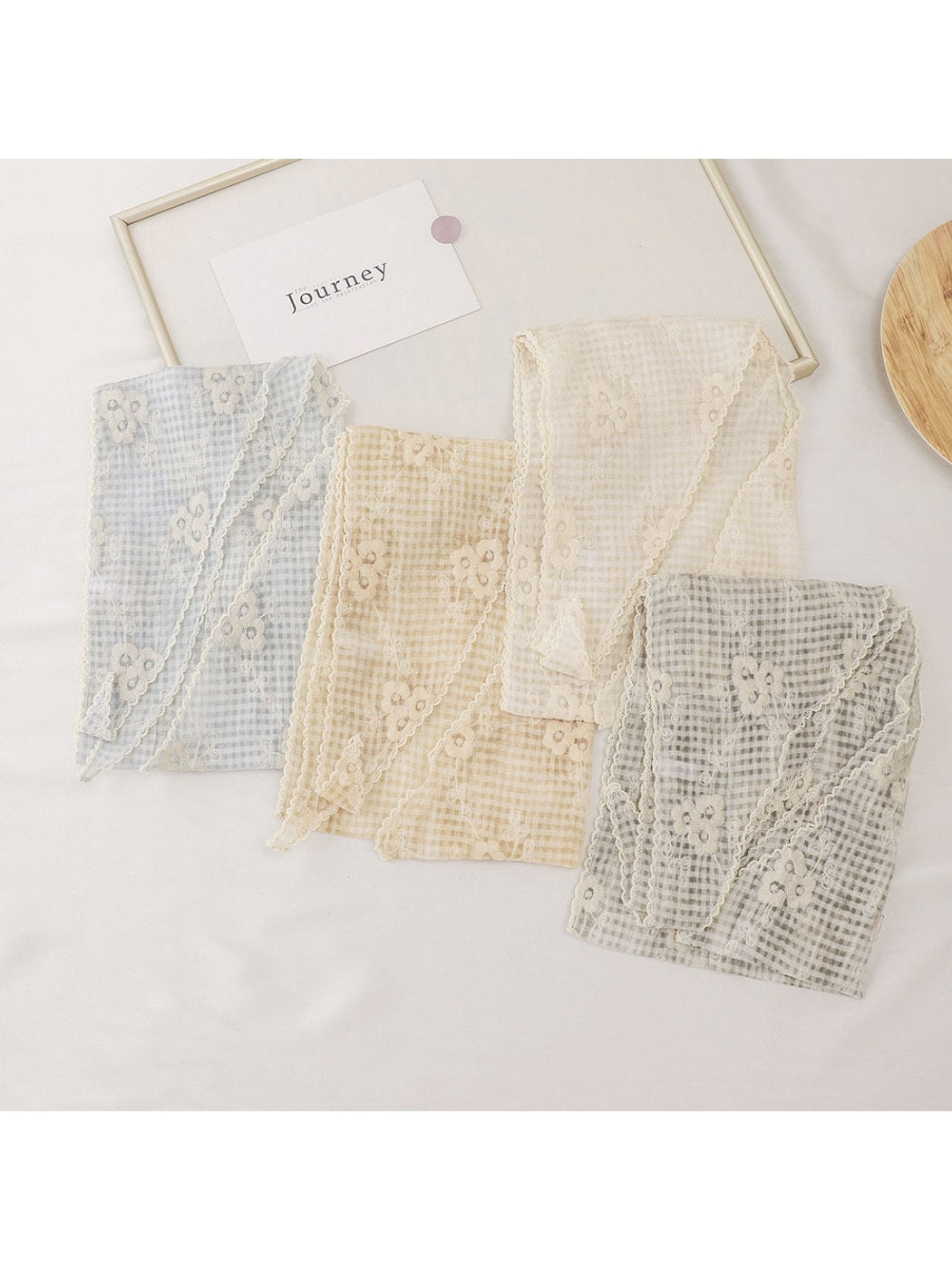 Scarvii - Grid Floral Lace Trim Triangle Bandana