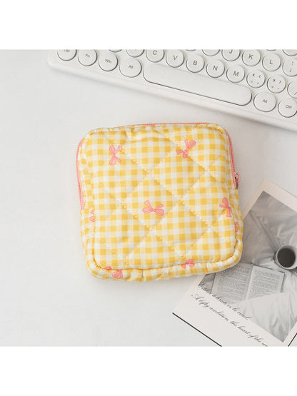 Cosbai - Bow and Heart Pattern Quilted Pouch