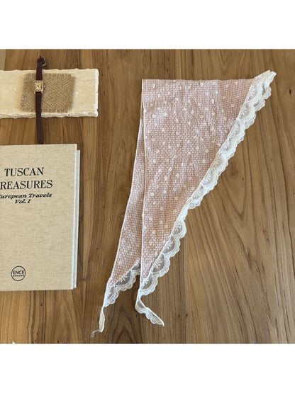 Scarvii - Floral Lace Edge Printed Triangle Bandana
