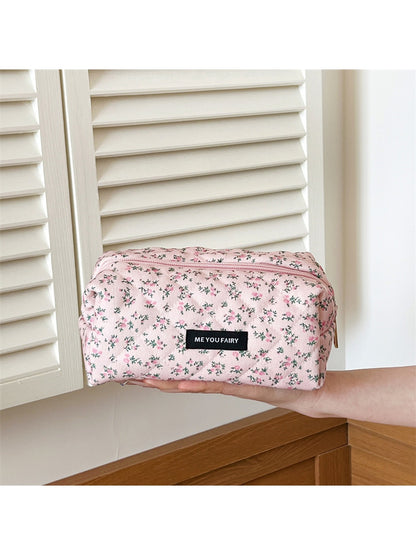 Cosbai - Floral Pattern Handheld Makeup Bag
