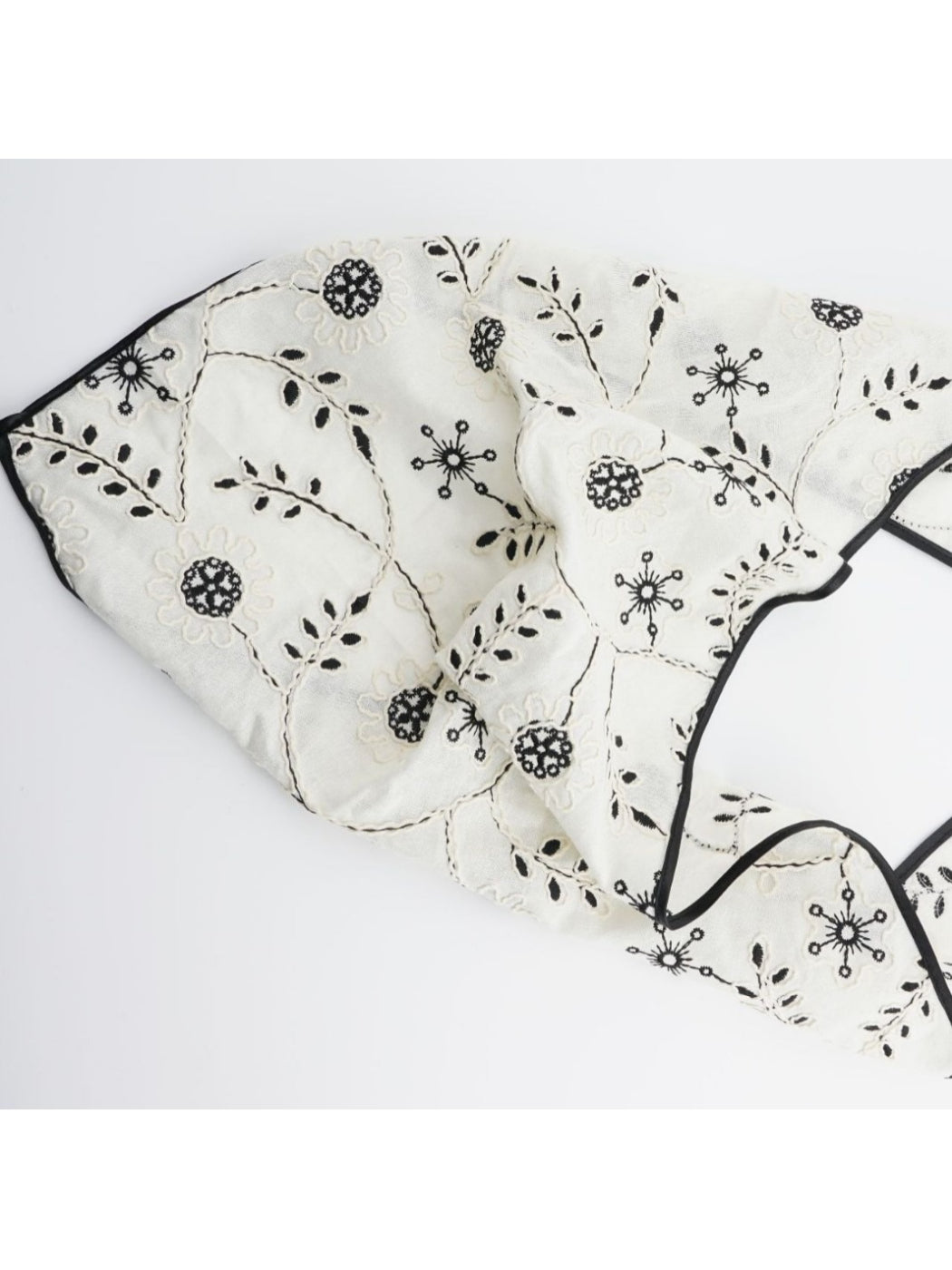 Scarvii - Boho Floral Embroidery Headscarf
