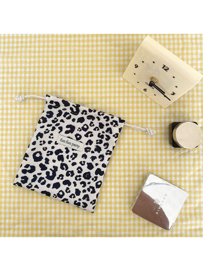 Cosbai - Corduroy Drawstring Pouch