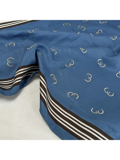 Scarvii - Minimal Motif Triangle Scarf