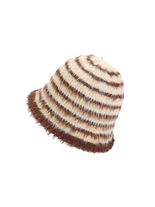 Haila – Striped Fuzzy Winter Bucket Hat