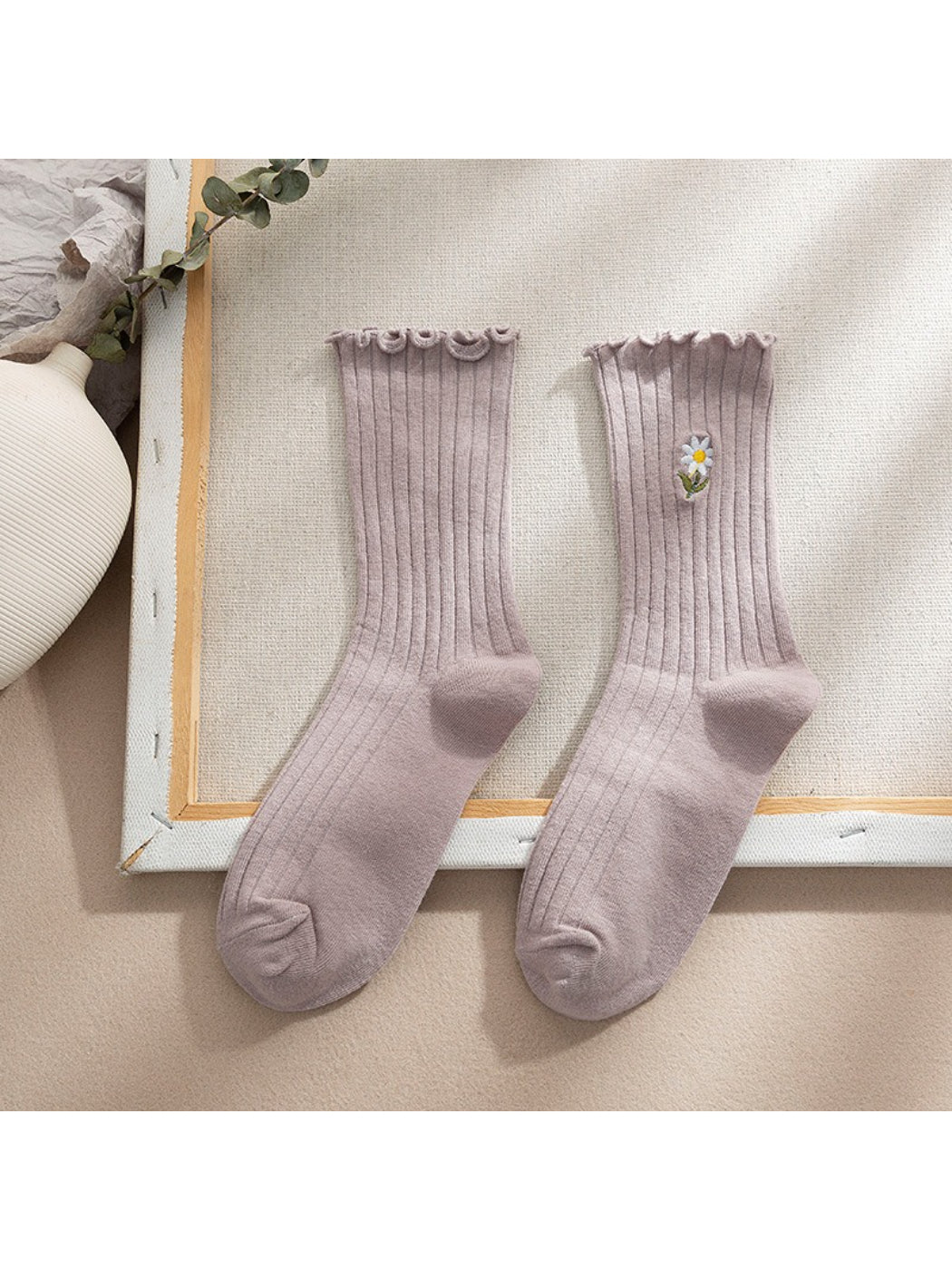 Rufia - Floral Accent Ribbed Crew Socks product image 8