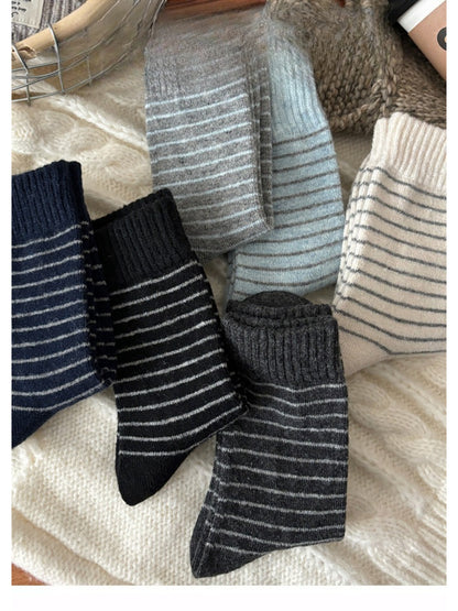 Rufia - Cozy Thin Stripe Crew Socks