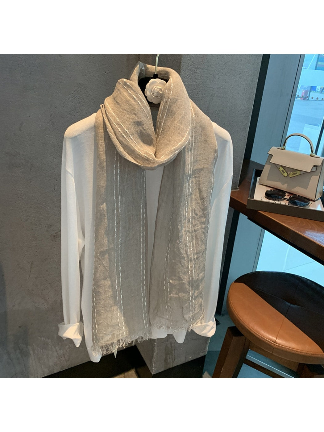 Scarvii - Minimal White Vertical Striped Scarf