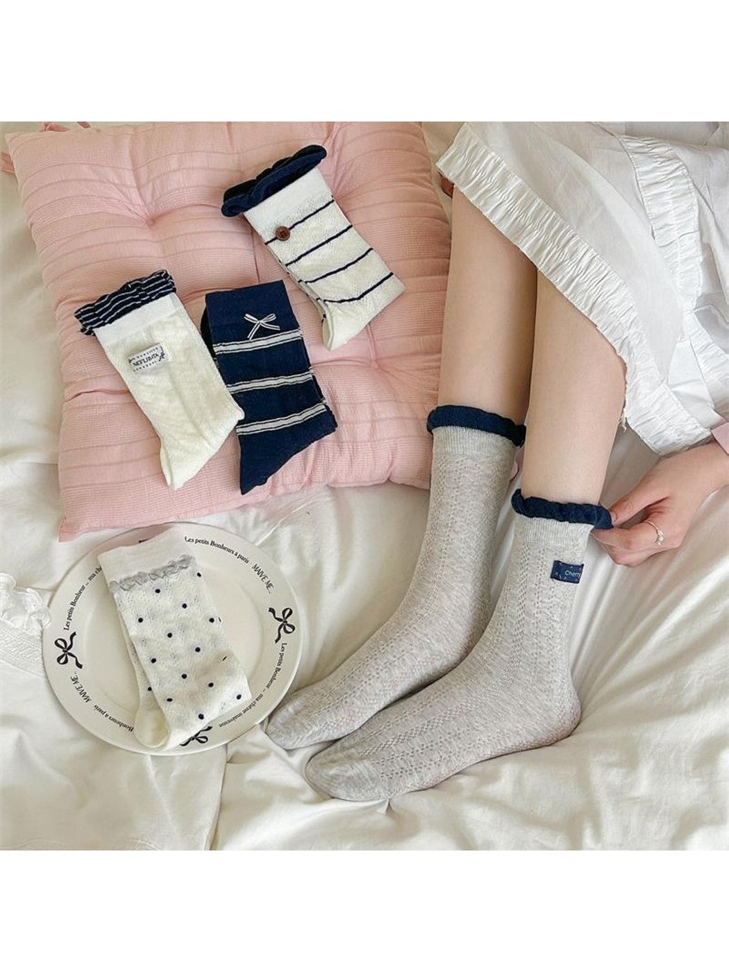 Rufia - Classic Patterns Minimalist Style Crew Socks