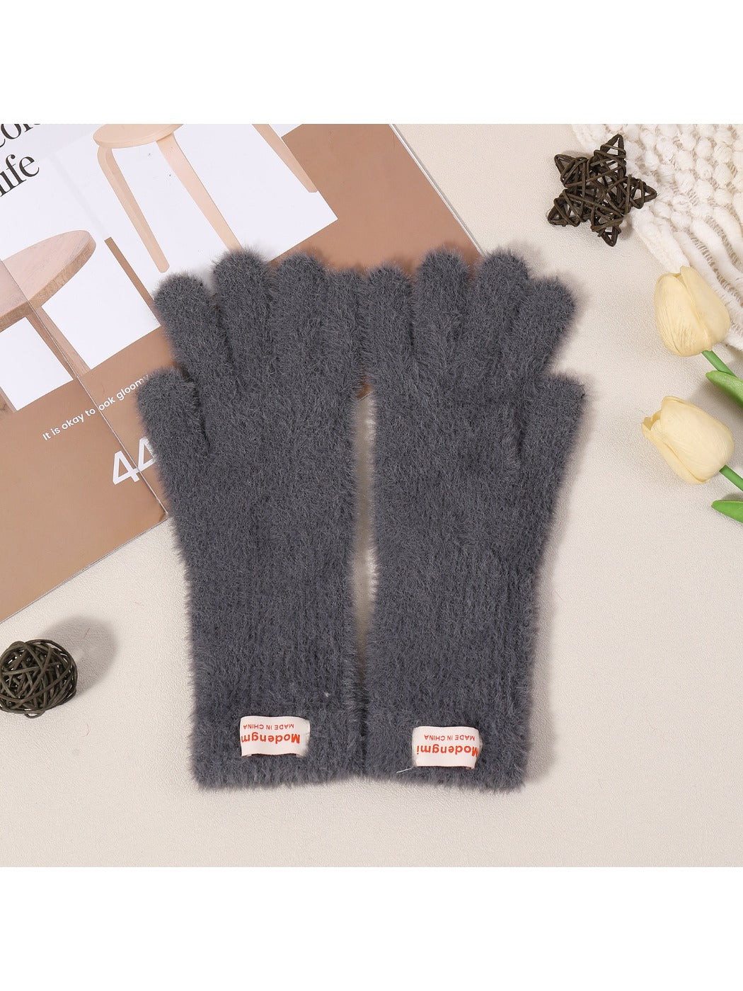 Gloving - Solid Color Plush Fuzzy Touchscreen Gloves