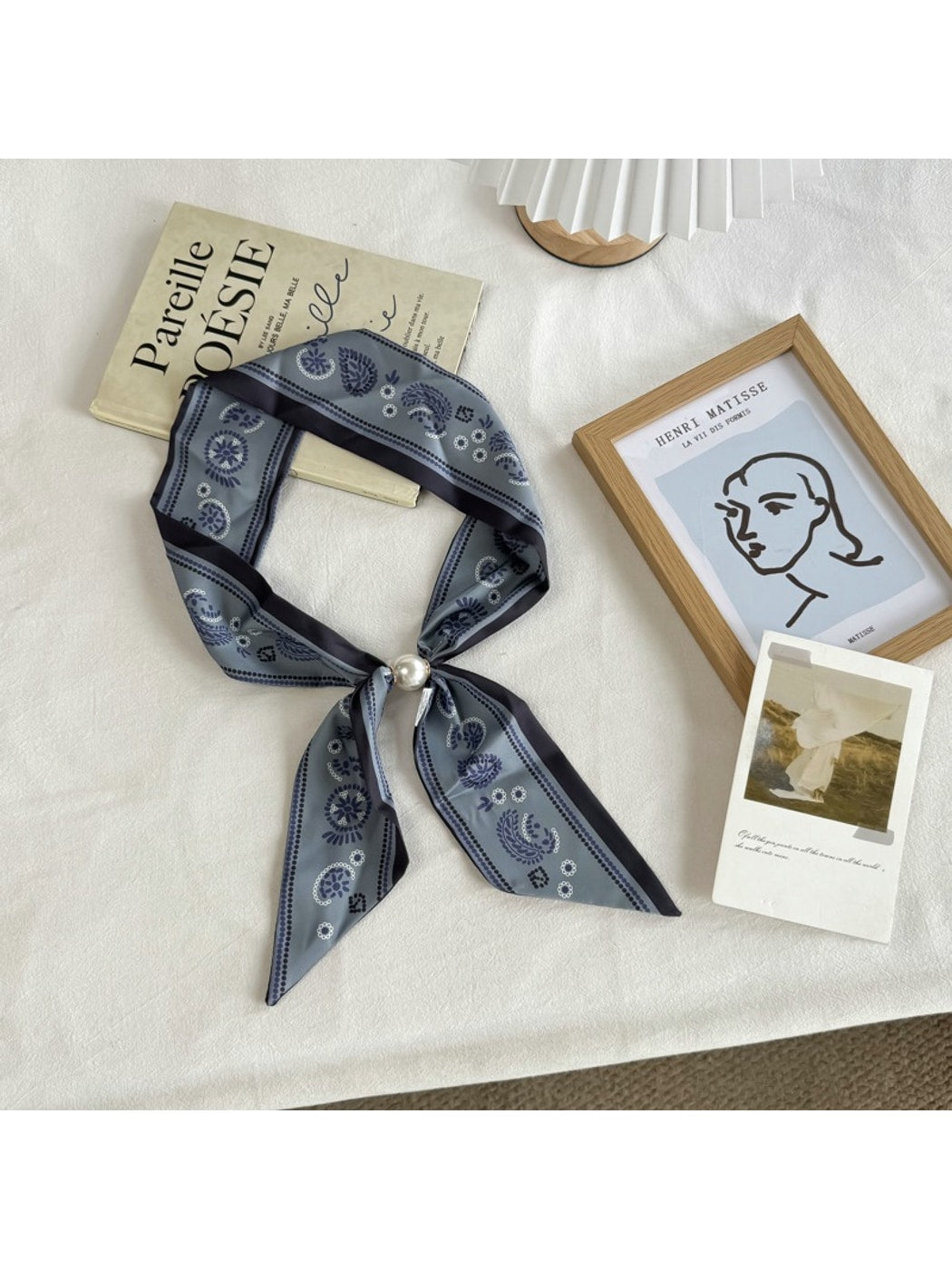 Scarvii - Chic Contrast Trim Narrow Scarf