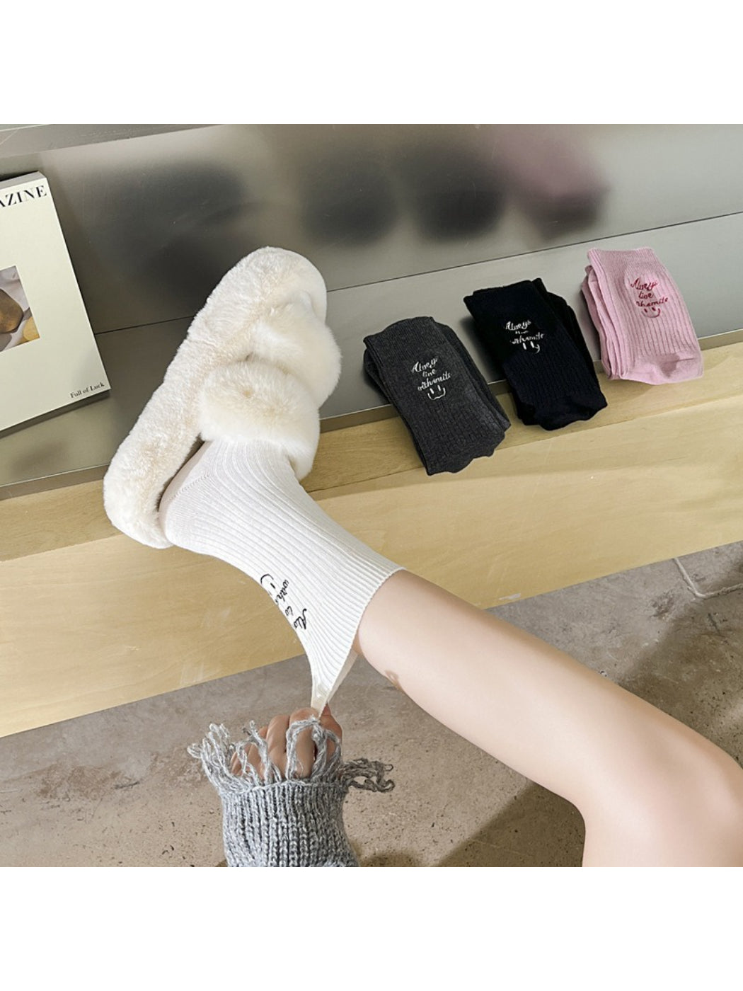 Rufia - Embroidered Smile Text Crew Socks product image 4
