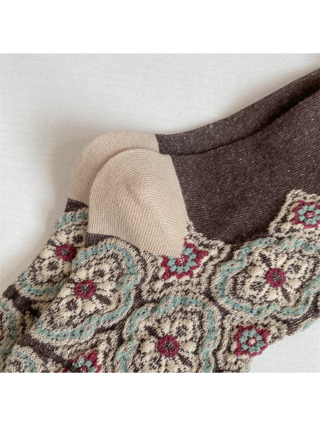 Rufia - Vintage Ankle Socks – Elegant & Breathable