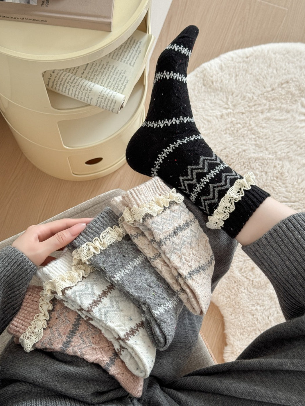 Rufia - Lace Trim Cozy Pattern Crew Socks