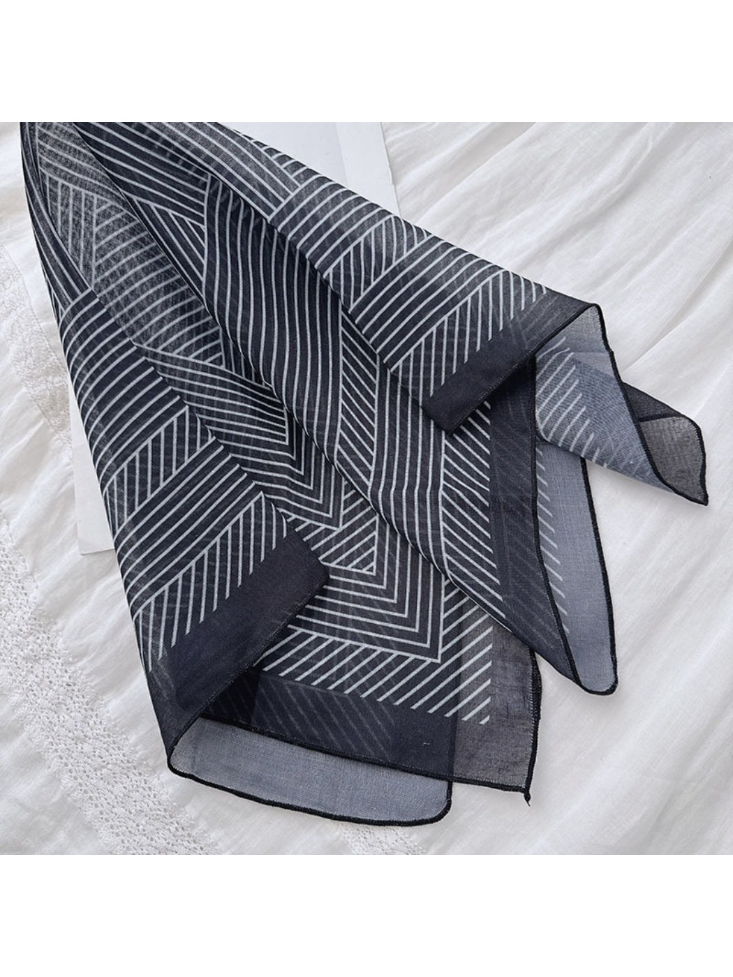 Scarvii - Geometric Print Lightweight Square Scarf