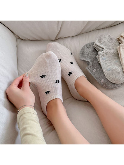 Rufia - Minimal Floral Pattern Women's Boat Socks