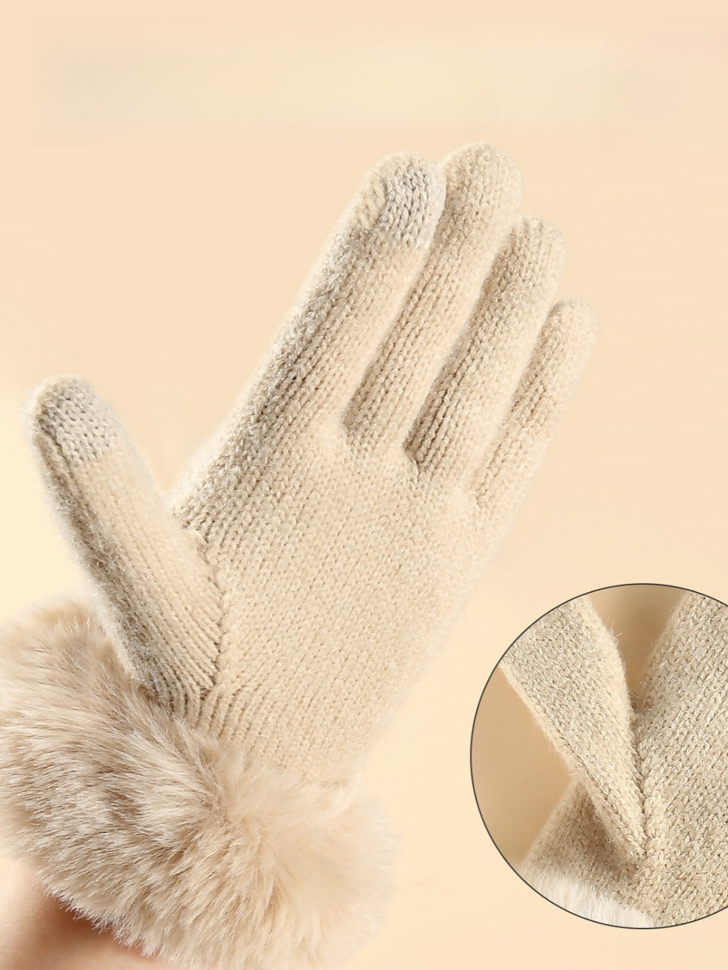 Gloving - Elegant Gloves with Fur Cuff