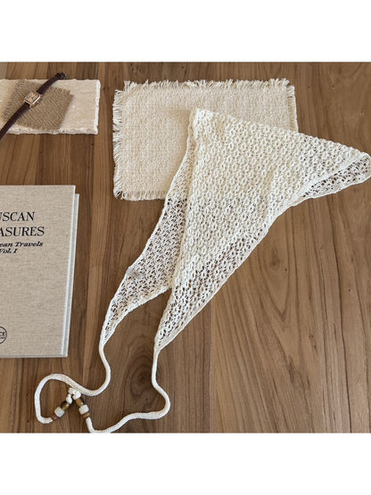 Scarvii - Retro Openwork Minimalist StyleTriangle Scarf